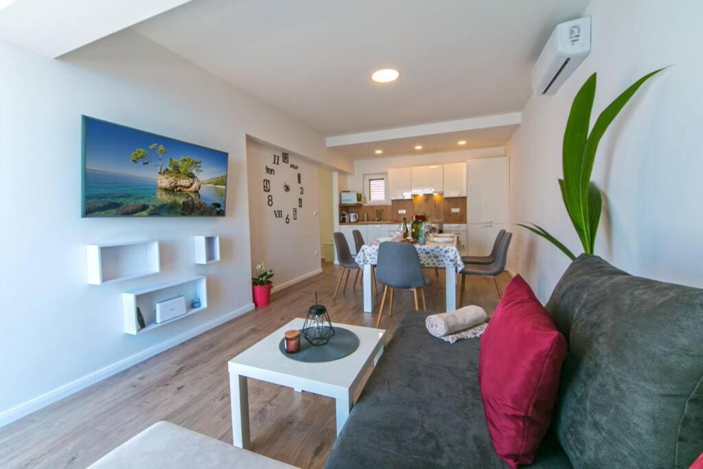 Apartman Macan Brela Ngoại thất bức ảnh
